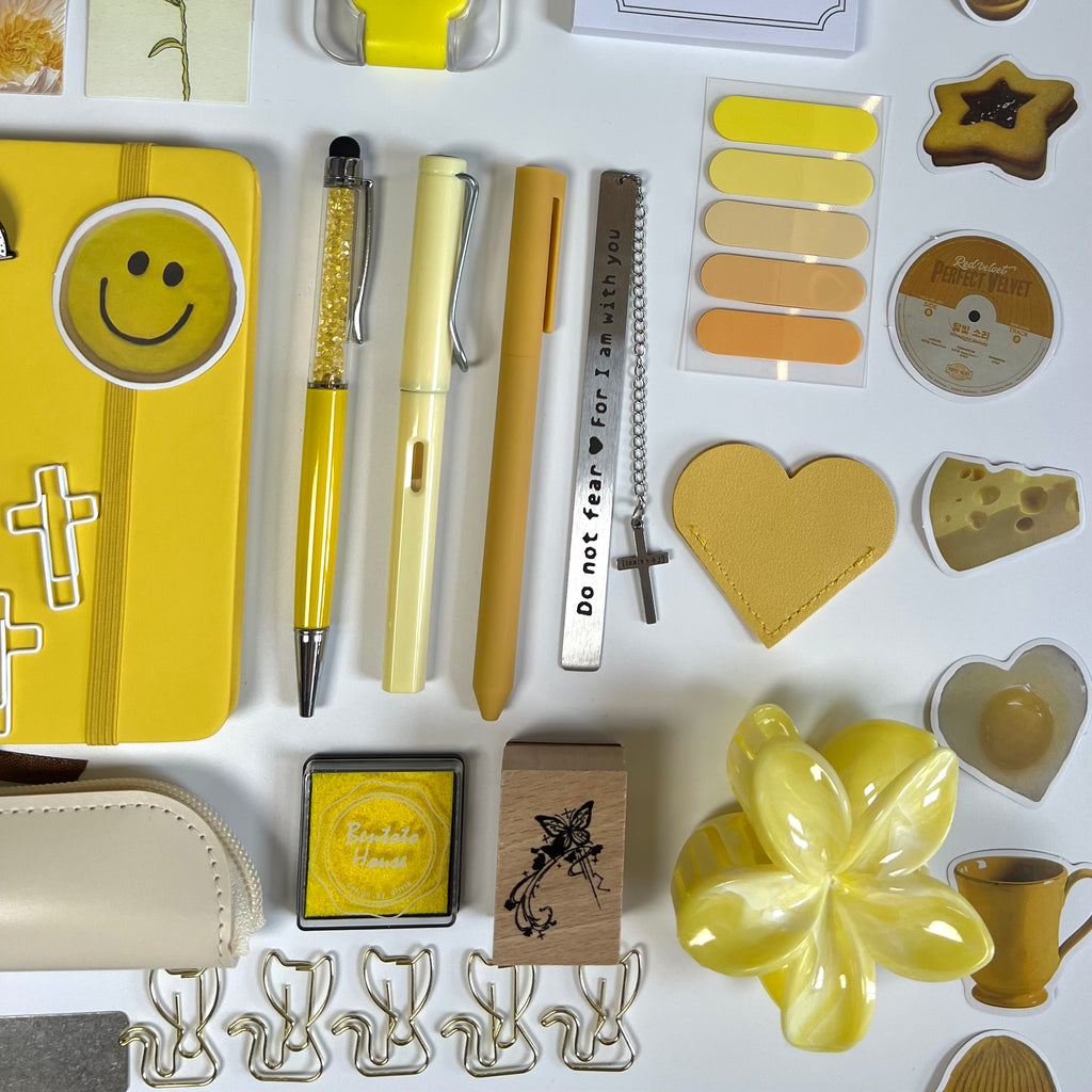 🌟 Butter Yellow