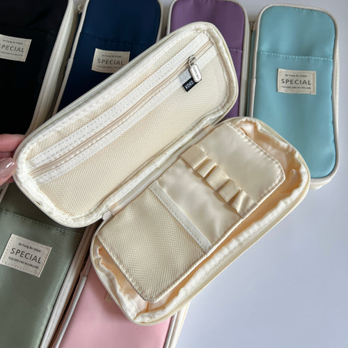 ✨ Expandable Large Capacity Pencil Case