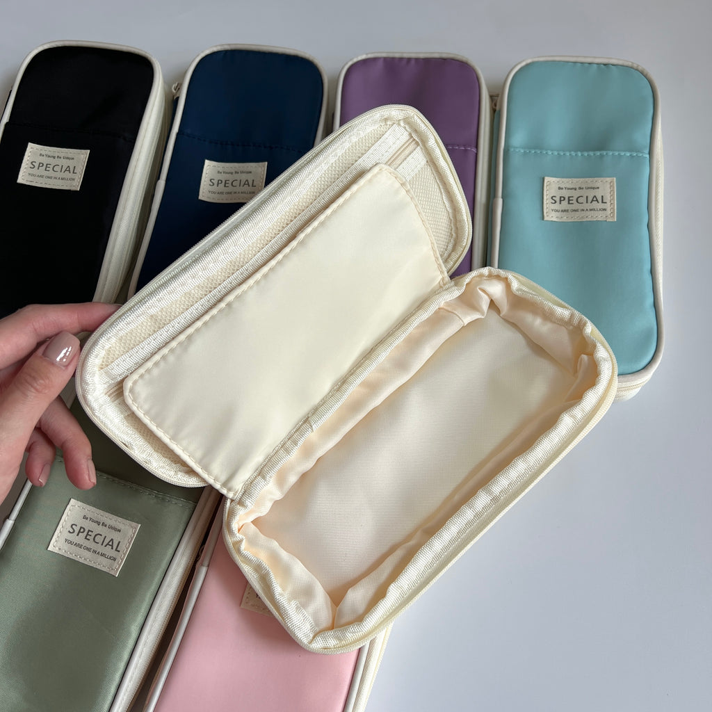 ✨ Expandable Large Capacity Pencil Case