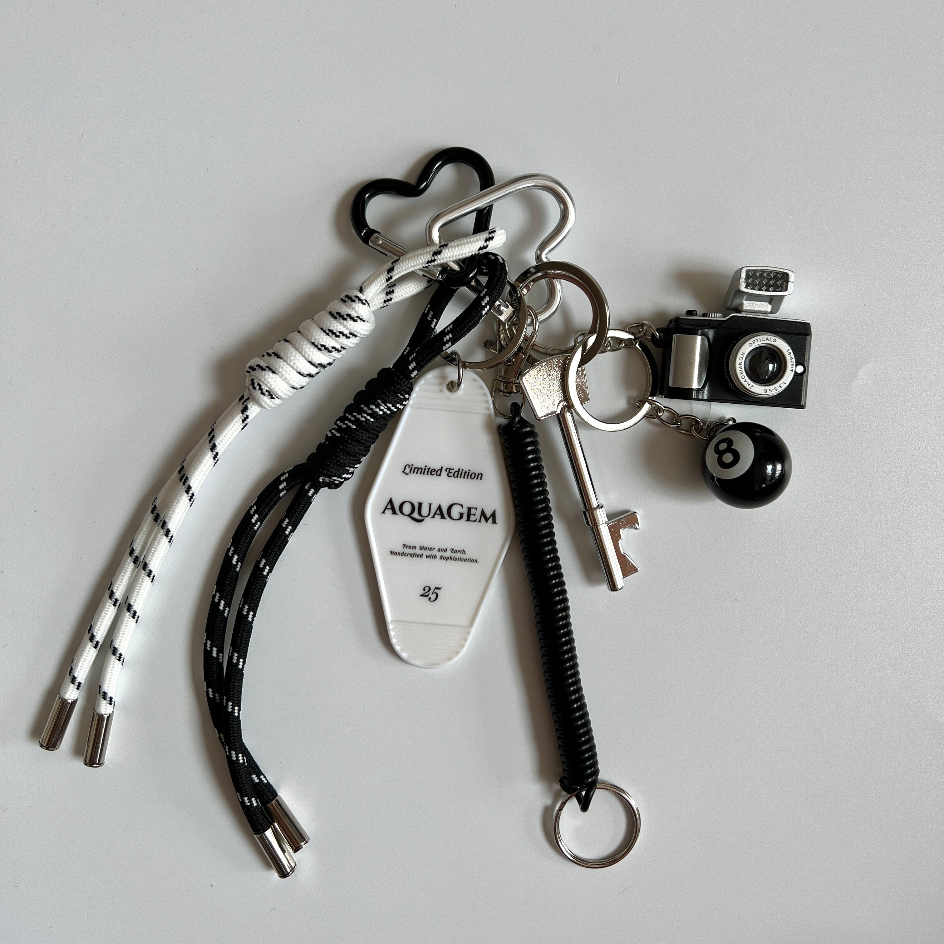 📷 Y2K Camera Keychain