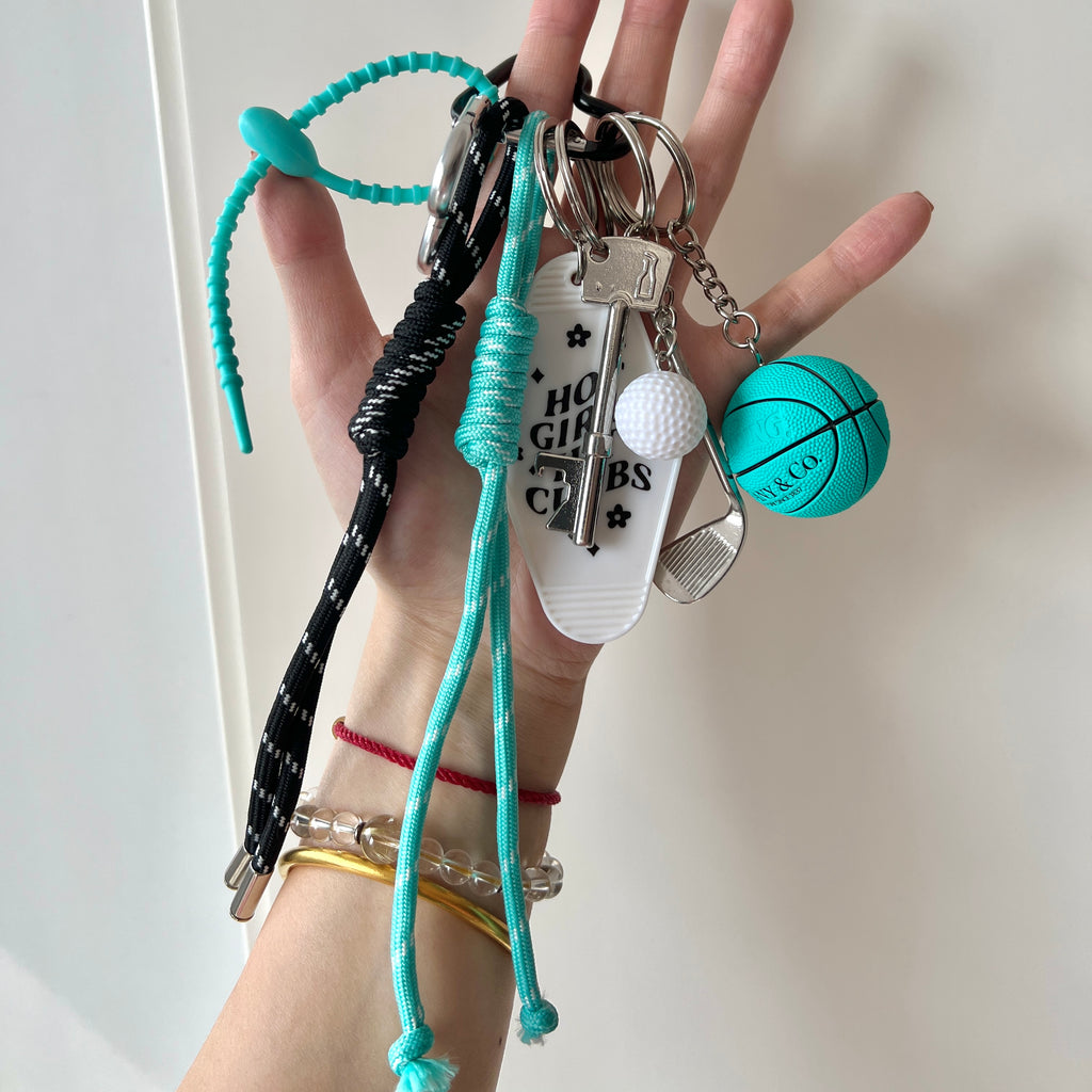 ⛳ Sport Utility Keychain Set