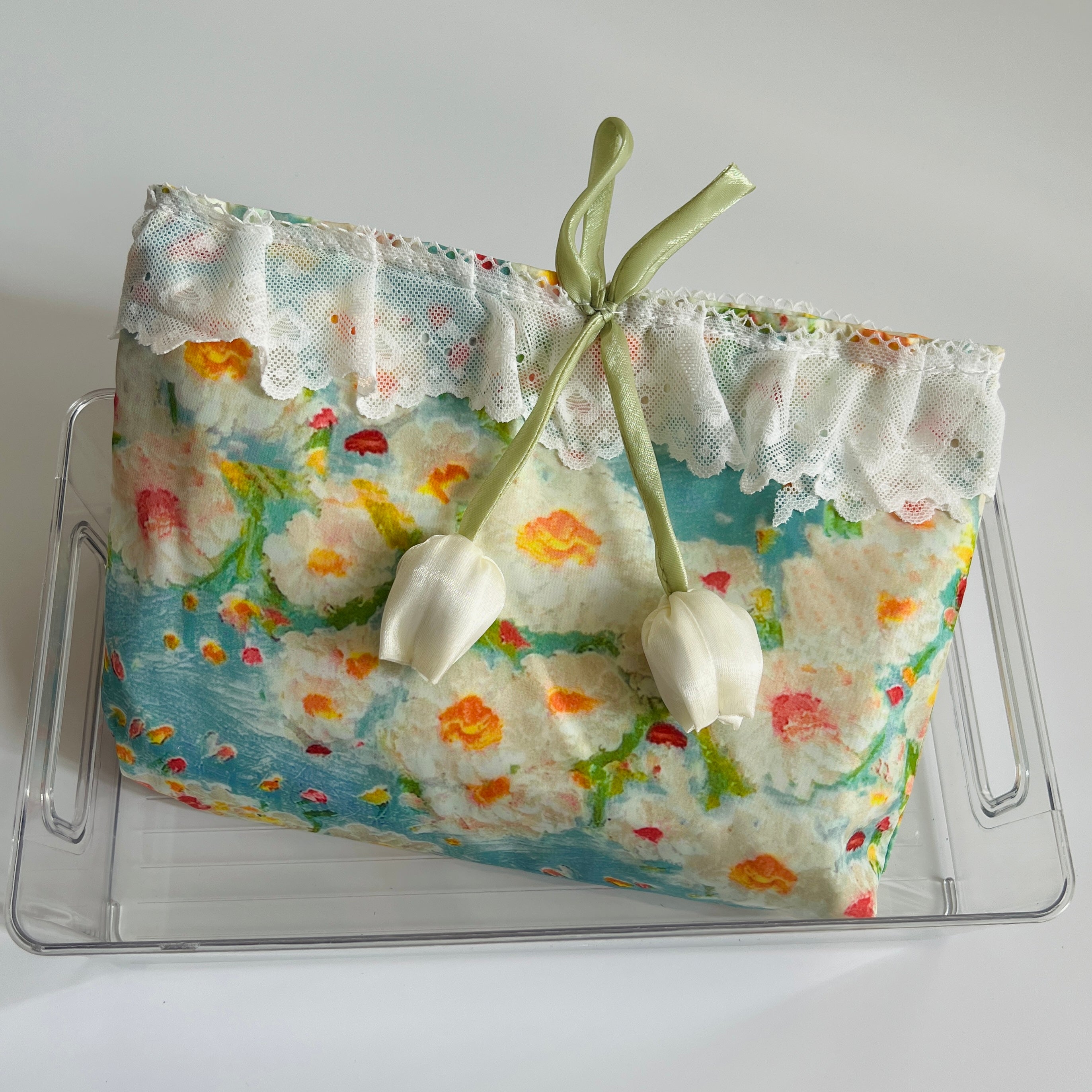 🌼 Cottagecore Floral Lace Pouch