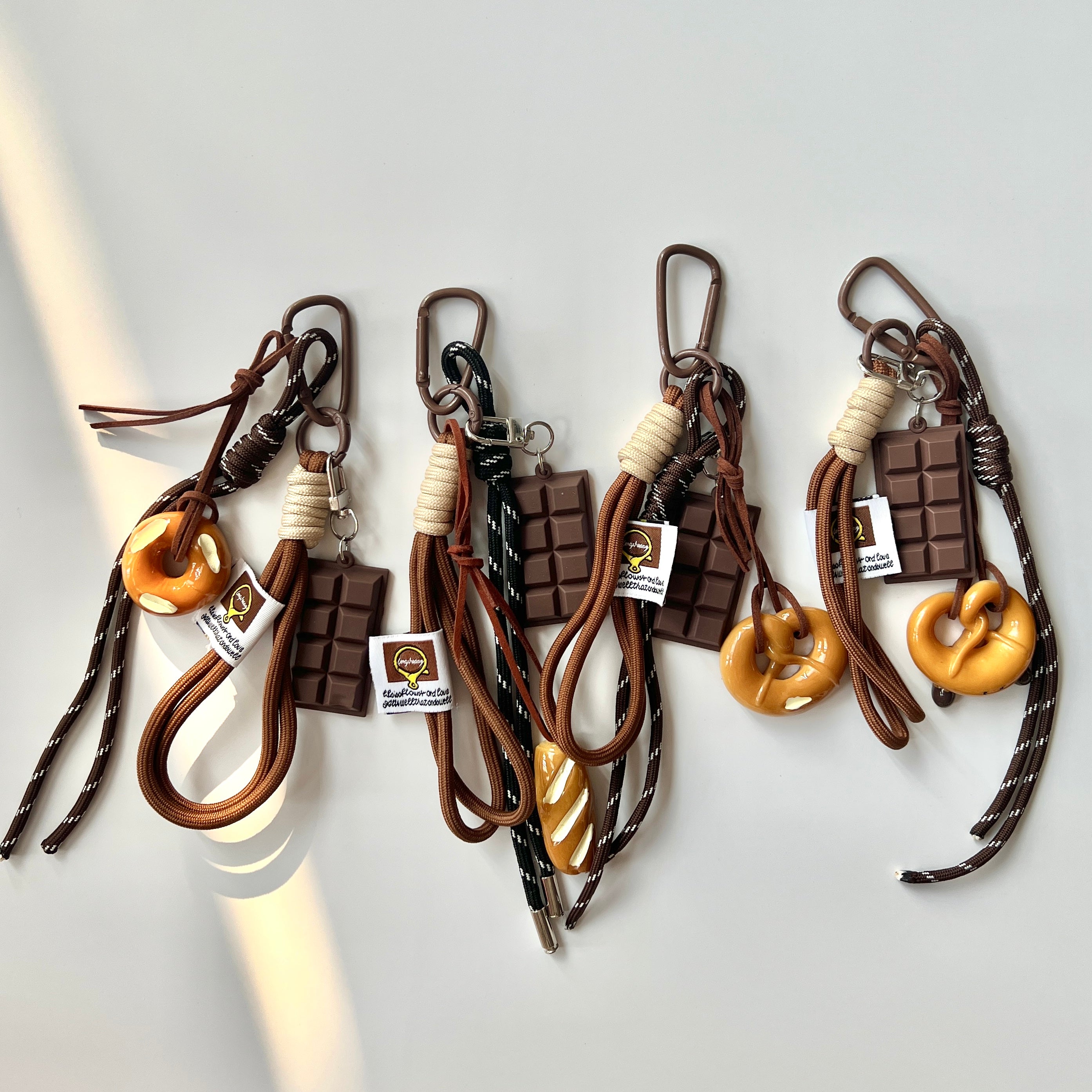 🥨 Cozy Bakery Keychain