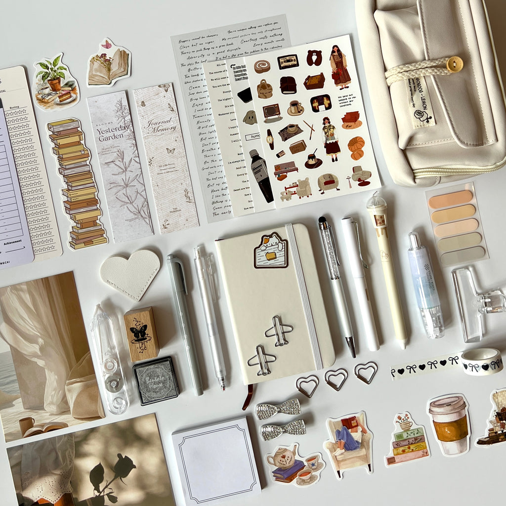 🤍  Cream Journal