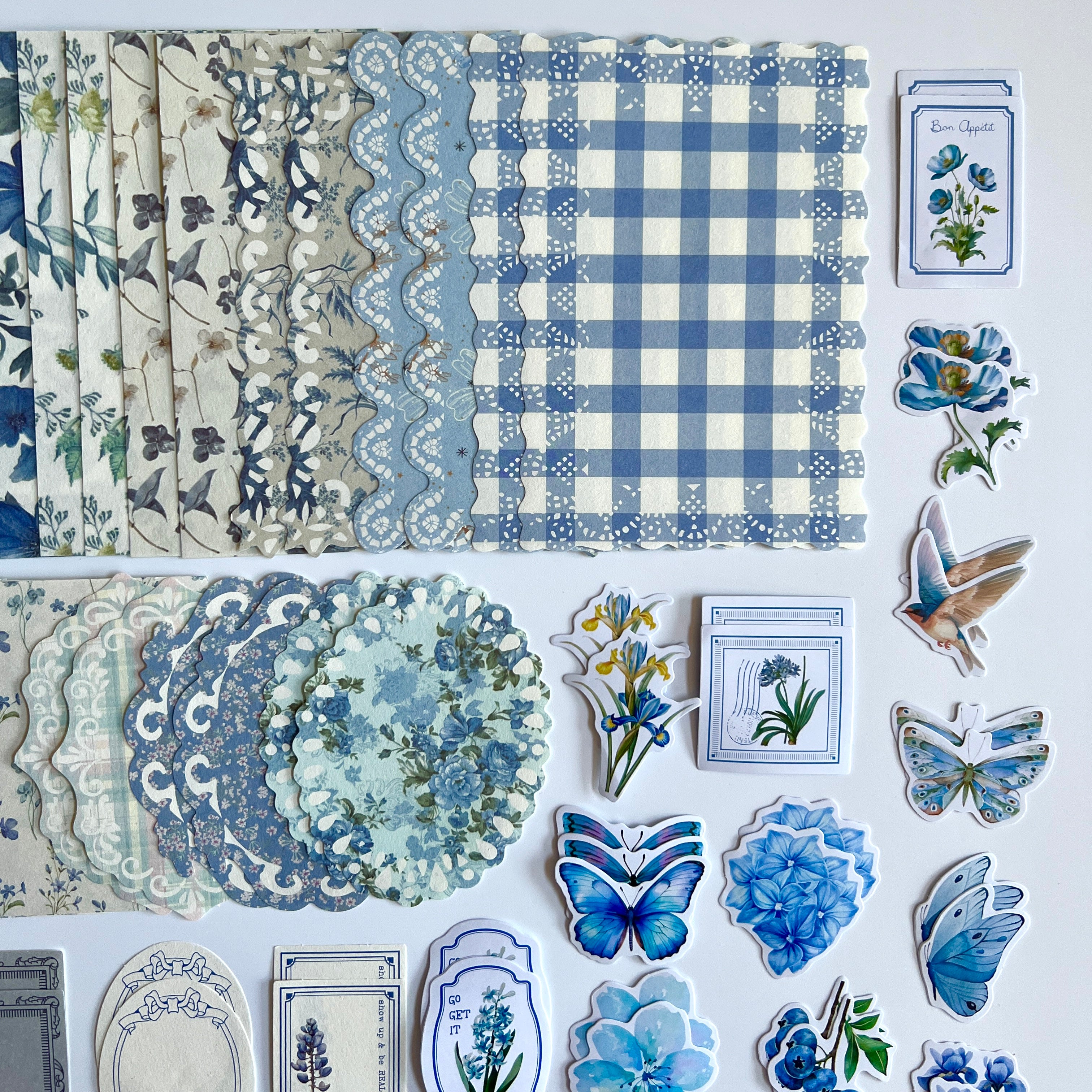 💙 Vintage Blue Floral Journal Kit (100 pcs)