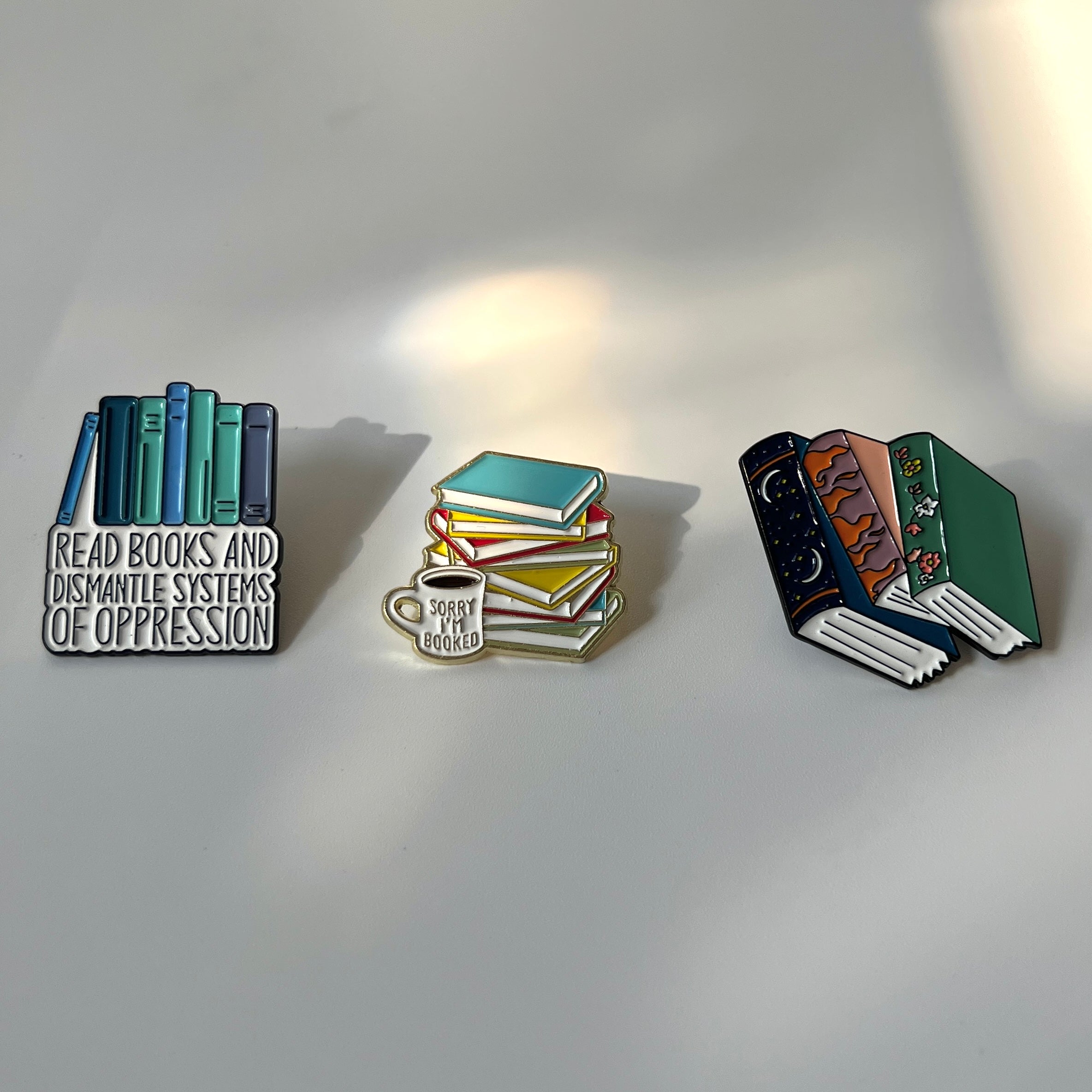 📚 Modern Book Lover Pin Set