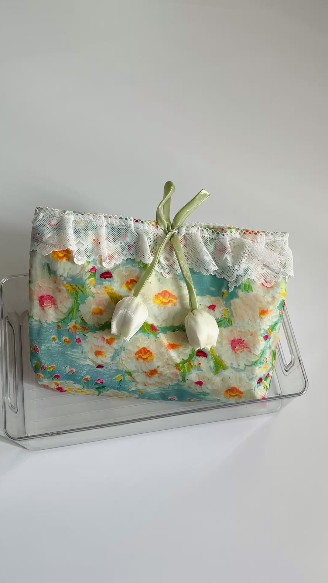 🌼 Cottagecore Floral Lace Pouch