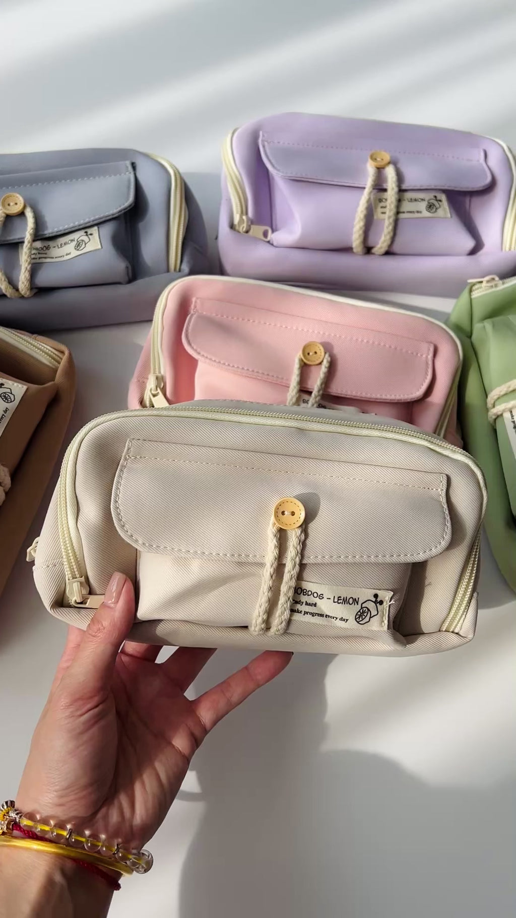 ✏️ Multi-Pocket Organizer Pencil Case